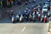 CSGT cảnh báo: 1 kiểu dừng đèn đỏ có thể bị phạt đến 6 triệu đồng