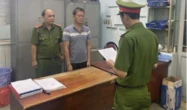 Công an TP HCM bắt giữ ông chủ xưởng may giật sập cổng hàng xóm