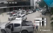 Nhân chứng kể lại khoảnh khắc kinh hoàng khi người phụ nữ bị xe bán tải cuốn vào gầm ngay trong khuôn viên bệnh viện ở Hà Nội