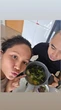 H'Hen Niê khoe "nồi canh tình yêu" chồng nấu cho vợ bầu ốm nghén: Nhìn màu sắc món ăn mà netizen "lo lắng"