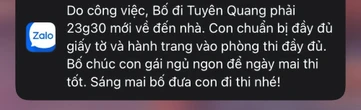 Tin nhắn bố gửi con gái giữa đêm khiến hàng ngàn người like tới tấp: Lời hứa giản đơn nhưng ấm lòng con biết mấy!