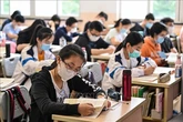 Hơn 400 học sinh Trung Quốc sơ tán trước kỳ thi vào lớp 10
