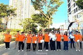 Đại gia đình đưa 21 sĩ tử đặc biệt ở Đà Nẵng đi thi