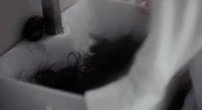 2 Em Xinh vừa bị loại khỏi show Say Hi lập tức ra MV mới, kẻ vui người buồn khác hẳn nhau