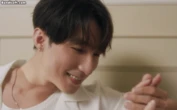 Vào xem ngay Sơn Tùng "cưa sừng làm nghé" trong MV mới: Yêu đương si mê trao cả nhẫn đính hôn, nhạc rất "nịnh fan"!