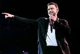 Lý do Jennifer Lopez, Justin Timberlake, Bad Bunny chật vật bán vé concert
