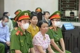 Mẹ nữ sinh giao gà bật khóc kêu oan, khẳng định không phải là người mẹ "vì tiền nên không cứu con"