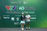 Quang Dương đấu giá vợt pickleball, cùng sao Việt quyên góp gần 200 triệu cho trẻ em mắc bệnh tim