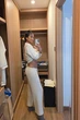 Hoa hậu H'Nen Niê giảm liền 9kg, khoe bụng phẳng lỳ sau 10 ngày sinh nở