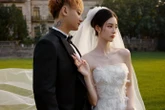 Lộ ảnh cưới của "sếp" và nàng thơ gen Z: Gượng gạo chưa từng thấy!