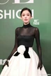 Đẹp như mỹ nhân này thì nhìn cả showbiz bằng nửa con mắt: Visual đẹp sang kịch trần, bẻ cong mọi tiêu chuẩn