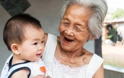 5 điều ông bà vừa nghỉ hưu nên làm với con cháu