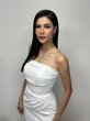 Kỳ Hân tái xuất sàn catwalk giữa lúc ồn ào quá khứ bị lật lại, nhan sắc vẫn đẹp bất bại