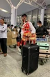 Khách Tây mang theo ngựa vàng mã về nước sau 2 năm giờ ra sao? Bất ngờ với những bức ảnh được anh chia sẻ