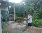 Dùng khăn trùm mặt, trói em họ cướp vàng rồi bỏ trốn