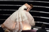 Jennifer Lawrence sau cú ngã triệu USD