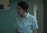 Nửa đêm nghe tiếng động "nhạy cảm" phát ra từ phòng con gái, bà mẹ phản ứng tinh tế, nhận hàng ngàn lời khen