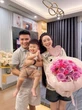 Chu Thanh Huyền giục mỏi mồm Quang Hải mới tặng 1 bó hoa ngày 20/10, netizen chỉ soi xem có bao nhiêu "rụng cánh"