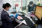 Người phụ nữ nhận thông báo nợ xấu 13 tỷ đồng, ngân hàng gửi cả giấy nợ nhưng cảnh sát khẳng định: “Chị không cần trả tiền”
