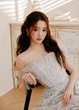 Chuyện lạ showbiz: 9 triệu người chầu chực từ đêm đến sáng chờ nữ diễn viên nổi tiếng làm 1 việc!