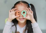 Giáo viên 30 năm trong nghề nói thẳng: Trẻ có EQ cao thường sở hữu 5 đặc điểm này, con bạn trúng mấy cái?