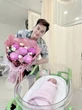 Vợ chồng sao nam Vbiz đón nhóc tỳ thứ 2 chào đời