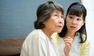 Về già, có 3 thứ cha mẹ càng "tiết kiệm" với con cái càng tốt, hào phóng tưởng giúp nhưng là đang "hại" con