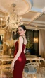Chuyện tình của "nữ hoàng phòng trà" và nam diễn viên kém 12 tuổi trong biệt thự hơn 100 tỷ ở TP.HCM