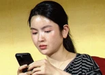 Cam thường bắt trọn nhan sắc Chu Thanh Huyền trên sân Hàng Đẫy cổ vũ Quang Hải, liệu có khác xa ảnh trên mạng?