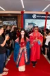 Cặp đôi Vbiz lệch 13 tuổi gây sốt MXH: Nhà trai đẹp top đầu showbiz, nhà gái cứ đóng phim là hot rần rần