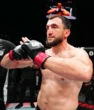 Thách thức 'Vua kungfu', cao thủ MMA bị đấm gục sau 42 giây
