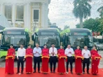 Từ 18/8, hàng ngàn sinh viên ở 2 trường ĐH này có thể bắt tuyến buýt điện mới của tỷ phú Phạm Nhật Vượng để đi học, được miễn phí vé đến hết 2025