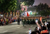Ca khúc của Lê Dương Bảo Lâm bất ngờ vang lên làm các chiến sĩ tập diễu binh nhịn cười không nổi