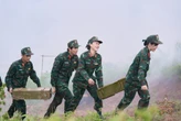 Tập 1 Sao Nhập Ngũ: Chi Pu bị chấn chỉnh, Ninh Dương Lan Ngọc đi không vững vì tai nạn