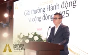 Hoa hậu Hà Trúc Linh rạng rỡ trong tà áo dài tại Human Act Prize 2025, bật mí một kế hoạch đặc biệt sắp tới