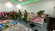 Bắt quả tang 6 cặp nam nữ mua bán dâm trong 2 cơ massage ở Đắk Lắk