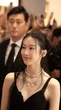 Clip hot: 20.000 người xếp hàng chờ gặp tiểu thư tài phiệt đẹp đến từng kẽ tóc, nhan sắc viral khắp 150 quốc gia