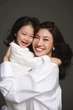 Pha Lê hốt hoảng vì con gái bị bệnh, sốt liên tục không thuyên giảm: "Mình lần đầu tiên biết tới căn bệnh này"