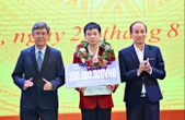 Lâm Đồng thưởng 200 triệu cho học sinh đạt Huy chương Bạc Olympic Tin học quốc tế