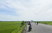 Phát hiện người đàn ông chết cạnh xe máy bên quốc lộ ở Quảng Trị