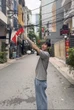 Sao Hàn đang hot nhất tại Việt Nam: "Hòa tan" với bầu không khí Quốc khánh, fan cứ ra đường là bắt gặp!