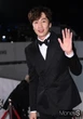 Lee Kwang Soo phẫu thuật thẩm mỹ?