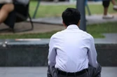 Tân cử nhân mới ra trường không kinh nghiệm, không mối quan hệ, lấy gì để ứng tuyển giữa thị trường lao động khắc nghiệt?