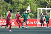 Tiến Linh, Duy Mạnh bị các ngôi sao sân phủi cầm hoà