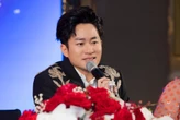Vbiz có 1 sao nam cực đắt show dịp Đại lễ 2/9: Được gọi là "máy hát", phủ sóng các chương trình chính luận