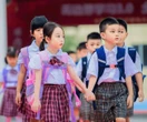 1 vấn đề nan giải ĐẦU NĂM HỌC khiến phụ huynh vò đầu bứt tai: Tiền thì chấp nhận tốn, nhưng an toàn của con thì sao?