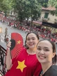 Vợ Duy Mạnh, Văn Quyết khoe góc đu concert quốc gia tuyệt đối điện ảnh từ biệt thự 6 tầng mặt phố Hà Nội