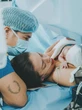 Huy Trần tung trọn khoảnh khắc Ngô Thanh Vân sinh con đầu lòng nhưng soi kỹ thấy chi tiết là lạ!