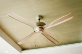 Nữ sinh bị bảo vệ quấy rối nhưng không báo cảnh sát, 1 hôm được tìm thấy khiến gia đình ngã quỵ