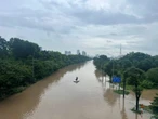 Lũ các sông đang dâng cao kèm mưa rất to, nhiều khu vực Hà Nội có thể ngập 1-3 ngày